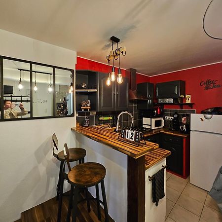 "Studio Cinema" Auxerre Εξωτερικό φωτογραφία