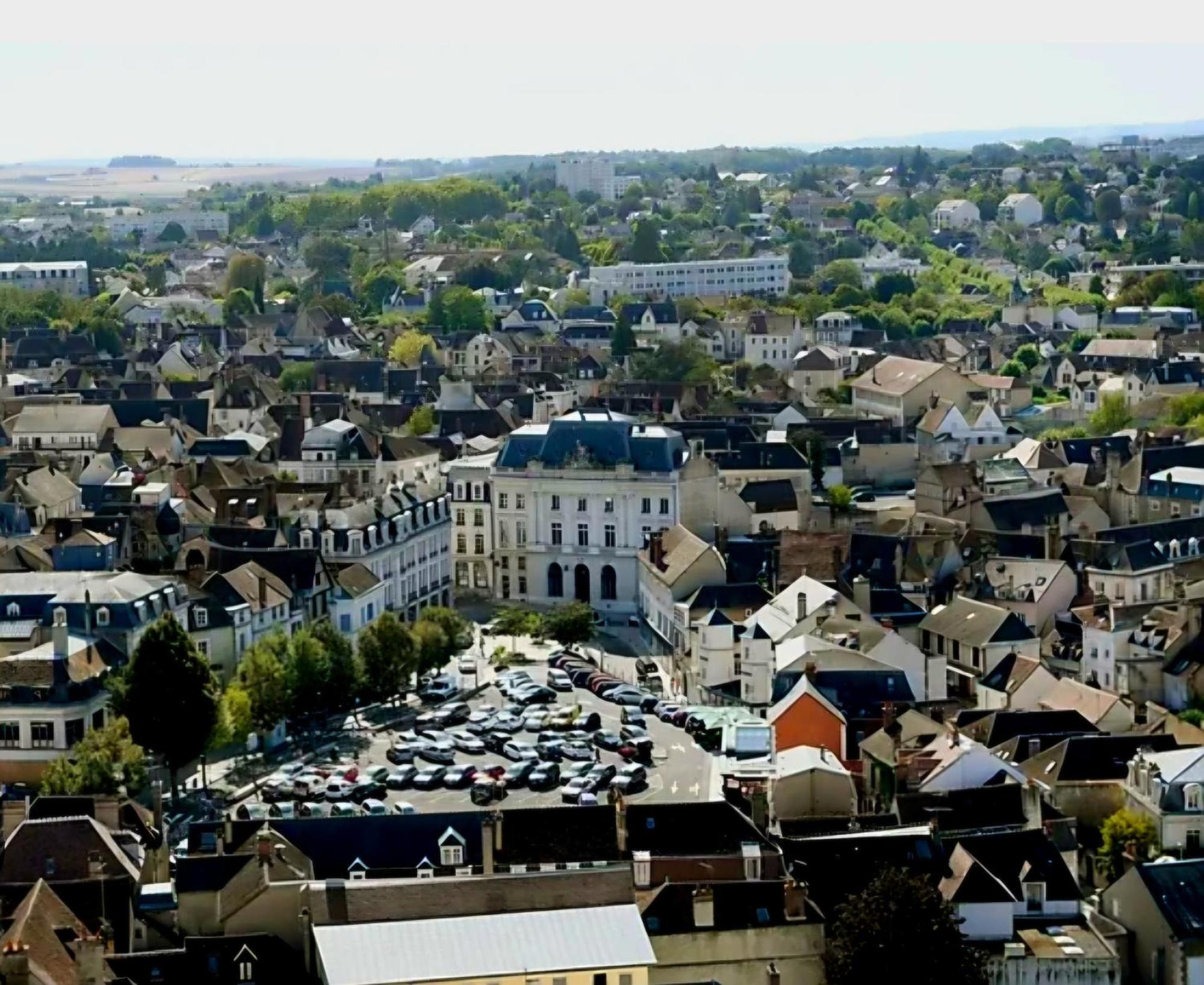 "Studio Cinema" Auxerre Εξωτερικό φωτογραφία